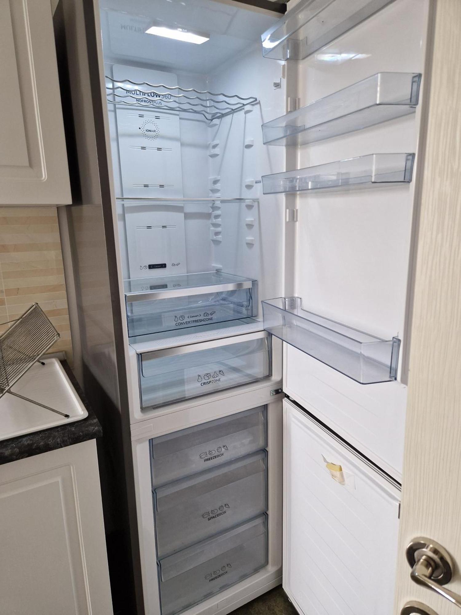 Apartament In Отопень Екстер'єр фото